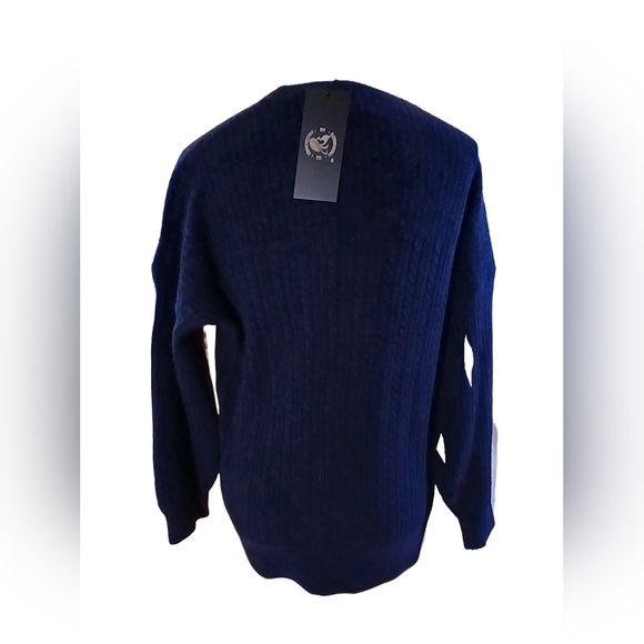 NWT Cashmere Navy Pullover Sweater Size L/XL - Picture 4 of 7